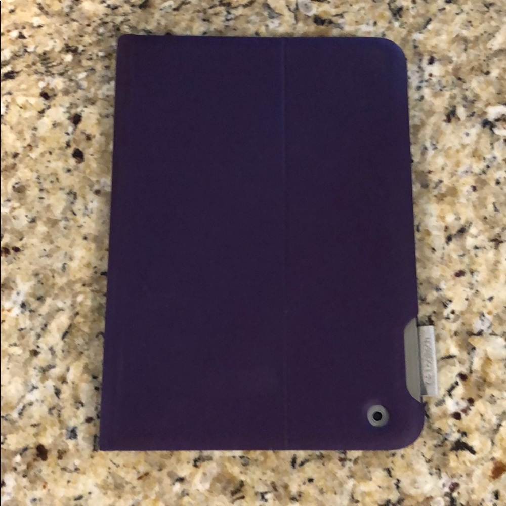 Logitec iPad Air (1) cover